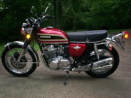 red Honda 750 1975